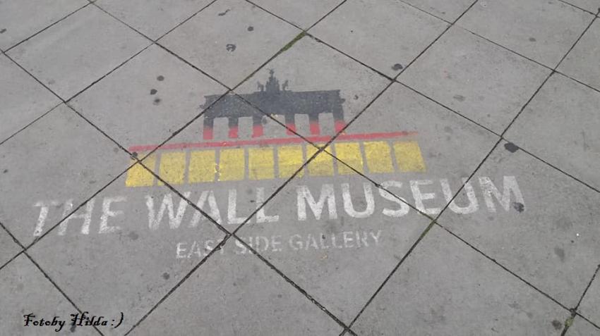 east_side_gallery5.jpg