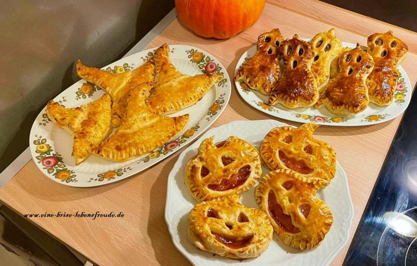 halloween_bl_tterteig10.jpg