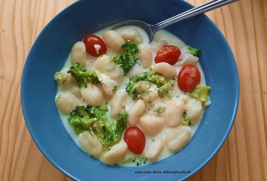 gnocchi_brokkoli_blumenkohl_auflauf4.jpg