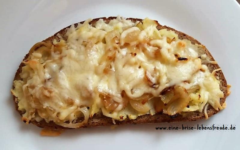 zwiebelbrot1.jpg